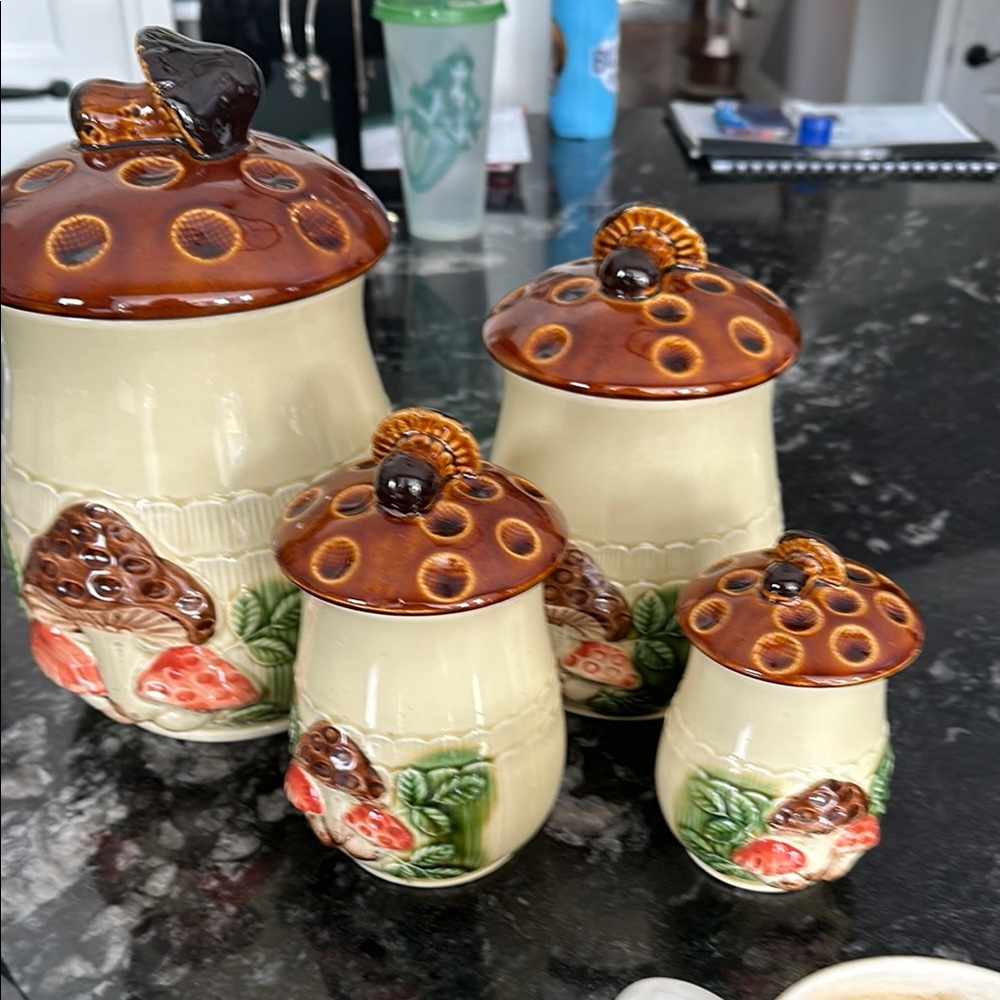 4 MUSHROOM CERAMIC CANISTER SET (JAPAN) 1970-80's